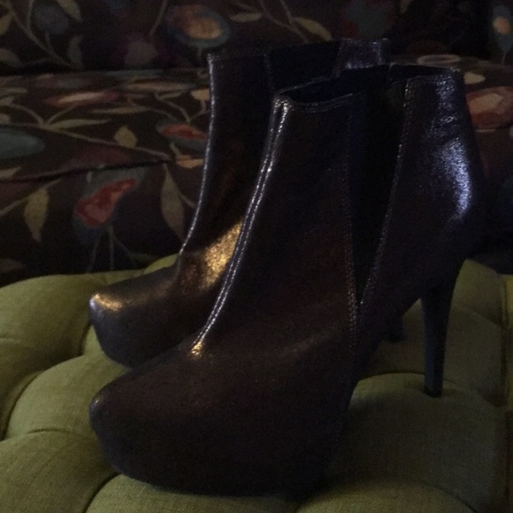 R&R High Heel Bootie - Picture 1 of 4